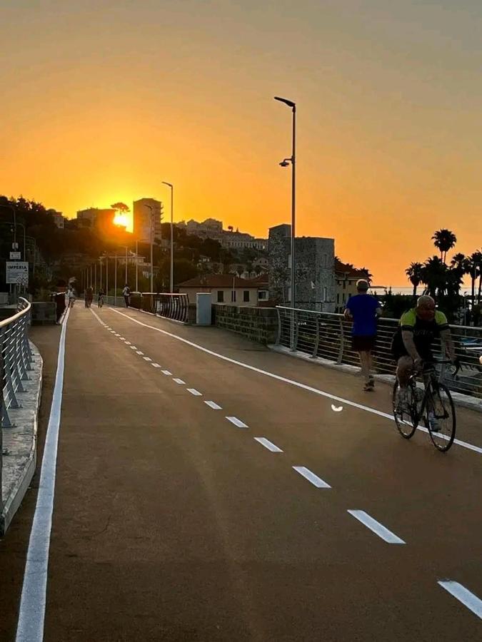 Apartamento Mansarda Mare Bella Vista Citra Zero Zero Ottanta Trentuno Lt O738 Imperia Exterior foto